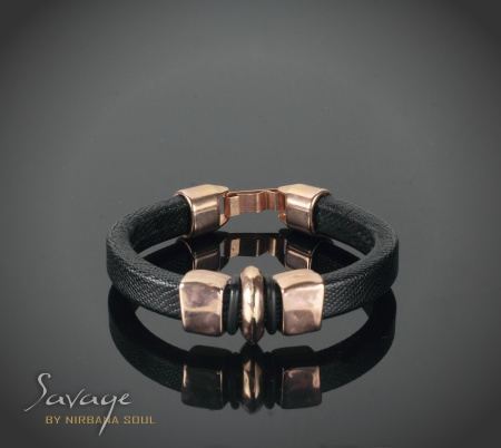 Savage Black No. 09